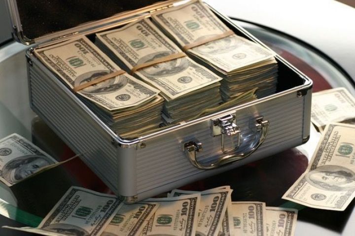 Dolların sabaha olan məzənnəsi açıqlandı
