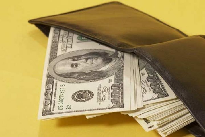 Banklar Dolların yeni alış-satış qiymətlərini elan etdilər - SİYAHI