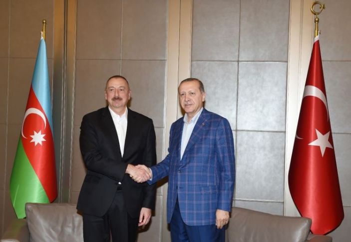 Görüşüb və birgə şam ediblər
