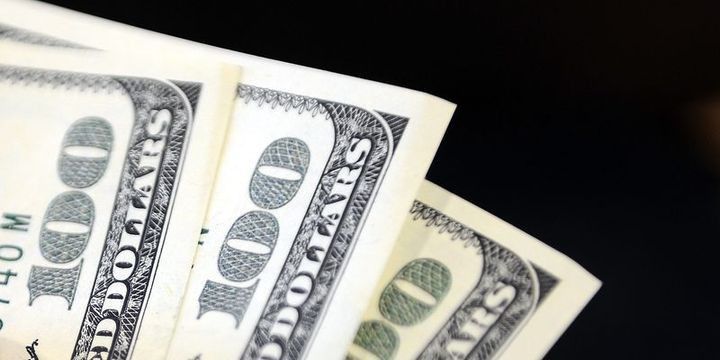 Dolların alış qiyməti cüzi artıb - BANKLARDA MƏZƏNNƏLƏR