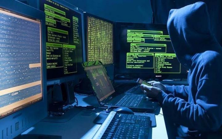 Azərbaycanlının da olduğu haker qrupu - Bankdan 1 milyon oğurladı