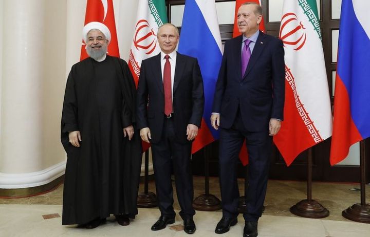 Rusiya, İran və Türkiyə liderləri Suriya ilə bağlı bəyanat qəbul ediblər 