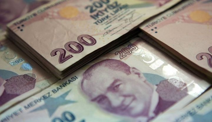 Lirə daha da ucuzlaşdı - YENİ REKORD