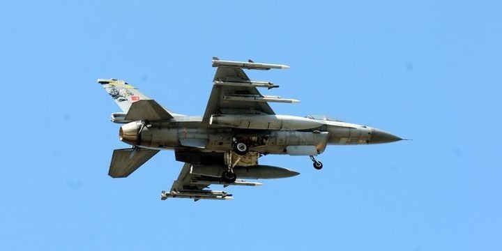 Türk döyüş təyyarələri hədəfləri vurmağa başladı