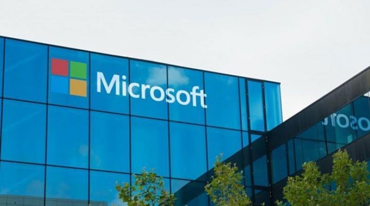 Microsoft-ın gəlirləri və mənfəəti artıb