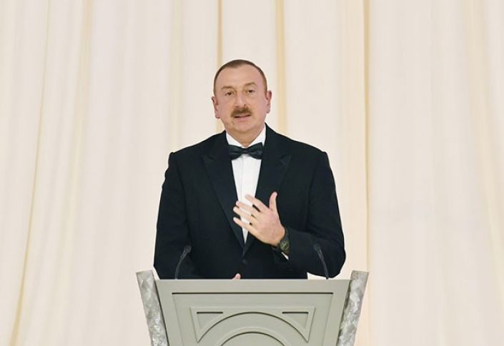 “Azərbaycanın valyuta ehtiyatları xarici borcdan 5 dəfə böyükdür”
