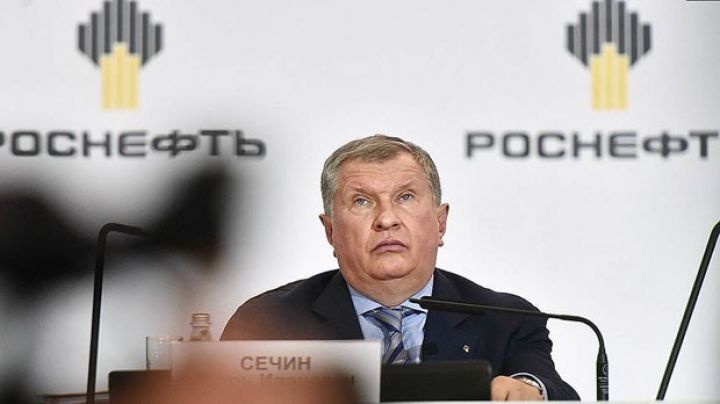 "Rosneft"in rəhbəri neftin qiymətinin aşağı düşməsinə münasibət bildirib