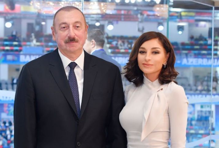 Prezident və xanımı 10 milyonuncu sakininin valideynləri ilə görüşüblər - YENİLƏNİB