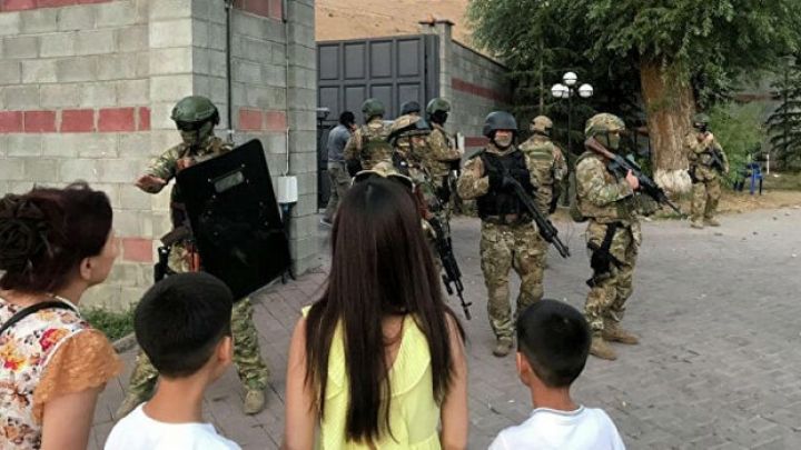 Almazbek Atambayevin iqamətgahında yeni əməliyyat başlayıb