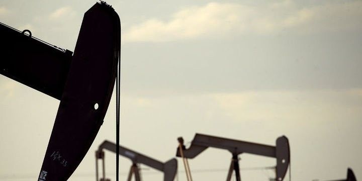 Azərbaycan gündəlik neft hasilatını daha 7 min barrel azaldacaq