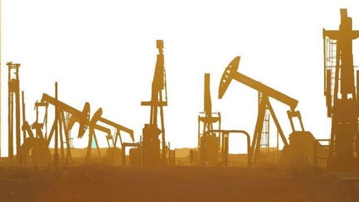 Neft bu ay 10%-dən çox bahalaşıb
