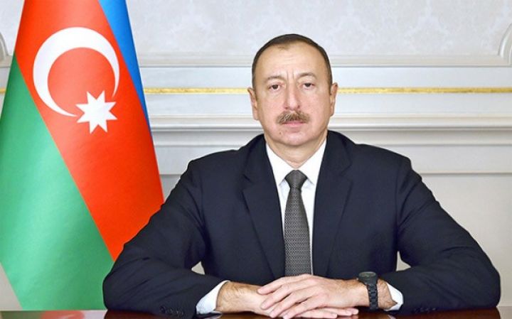 Prezident “Nəsimi ili” elan edilməsi haqqında sərəncam imzaladı