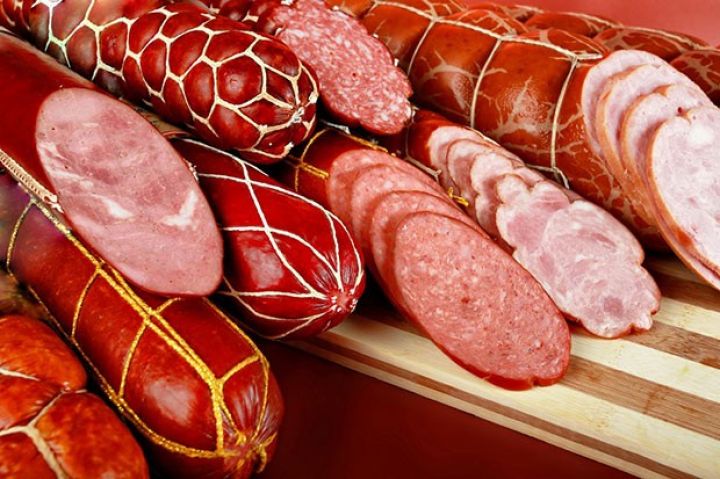 Ukraynadan 326 min dollarlıq kolbasa idxalı 