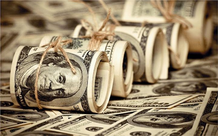 Dolların sabaha olan rəsmi məzənnəsi açıqlandı