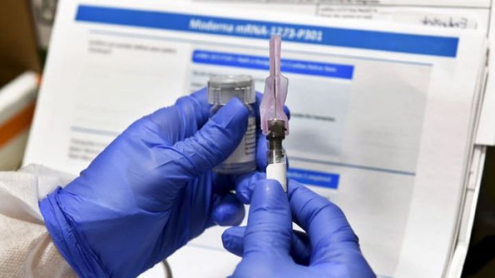 Bir koronavirus peyvəndini 15 dollara satacaq