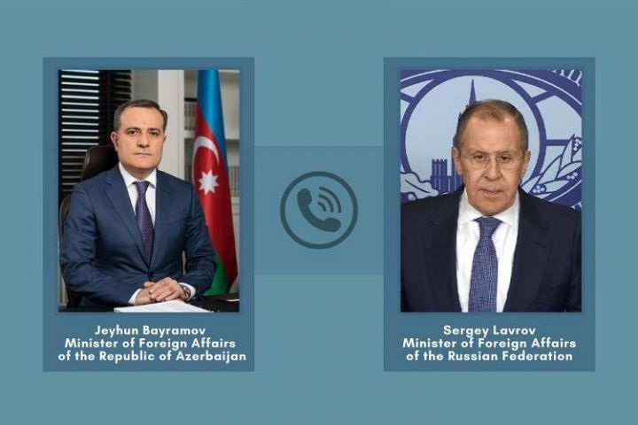 Bayramov  Lavrovla telefonla danışıb
