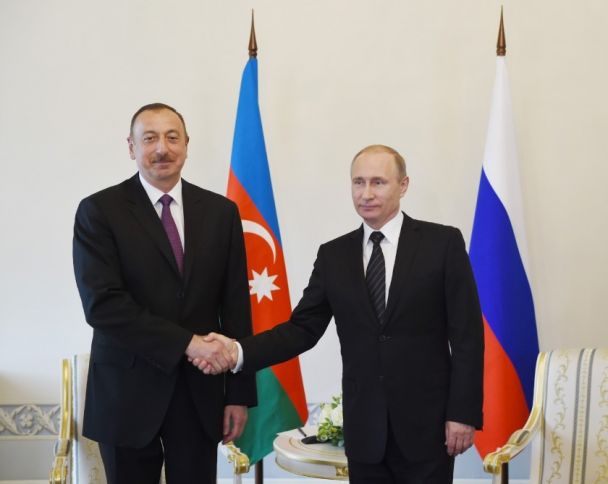 Putin Əliyevə zəng edib - "xristian məbədləri mühafizə olunacaq"