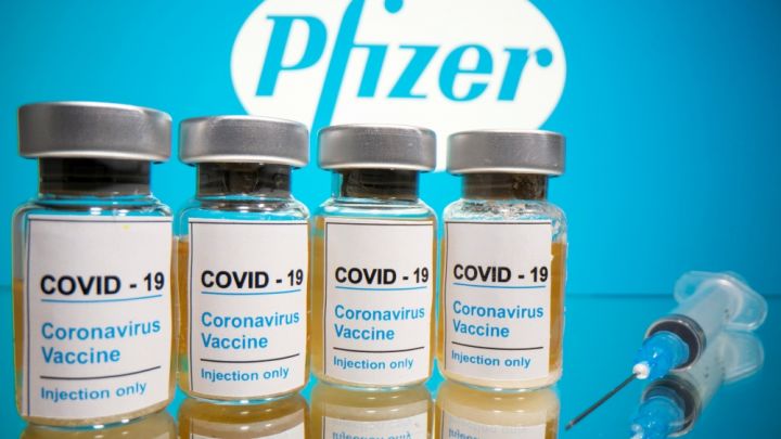 "United Airlines" aviaşirkəti "Pfizer" vaksinlərini ABŞ və Avropadakı anbarlara daşıyır