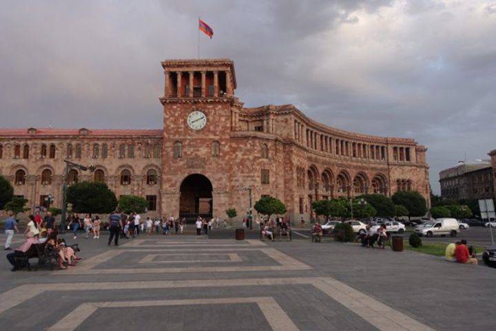 Ermənistanın xarici borcu yüksək həddədir