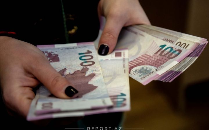 Daha bir şirkət Yardım Fonduna 1 milyon manat köçürdü