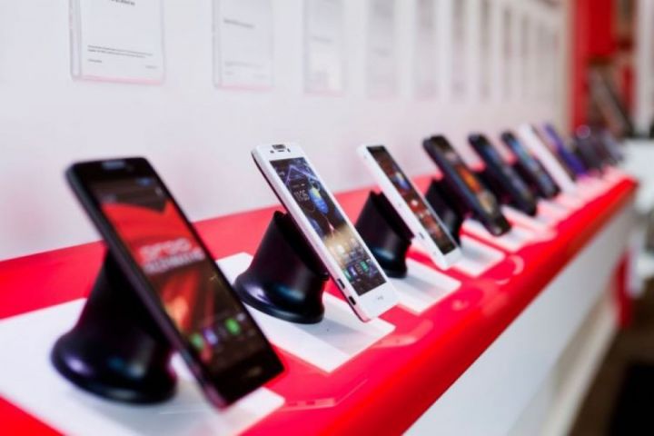 Azərbaycana mobil telefon idxalı artıb - 125 MİLYON DOLLAR...