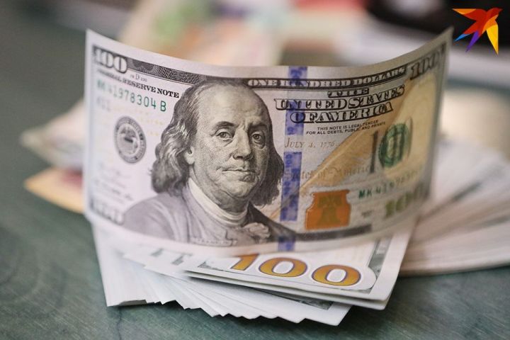 Dolların sabaha olan rəsmi məzənnəsi açıqlandı