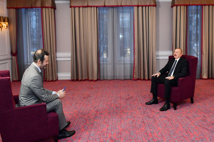 “Biz Azərbaycana eyni şərtlərlə, eyni həcmdə vəsaitin verilməsini istəyirik”