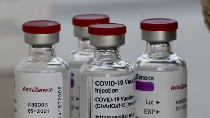 AstraZeneca-nın peyvəndi ortaya çıxan növə qarşı daha az təsirli oldu