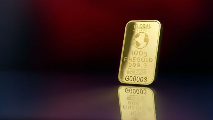 Qızıl 1,9 trilyon dollarlıq təşviq paketilə bahalaşır