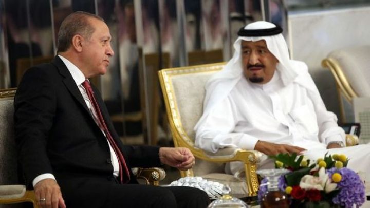 Ərdoğan, Türkiyəyə boykot tətbiq edən ölkənin kralı ilə danışdı