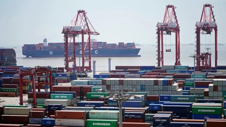 Çin ixracda yenə rekord vurub - 32,3%