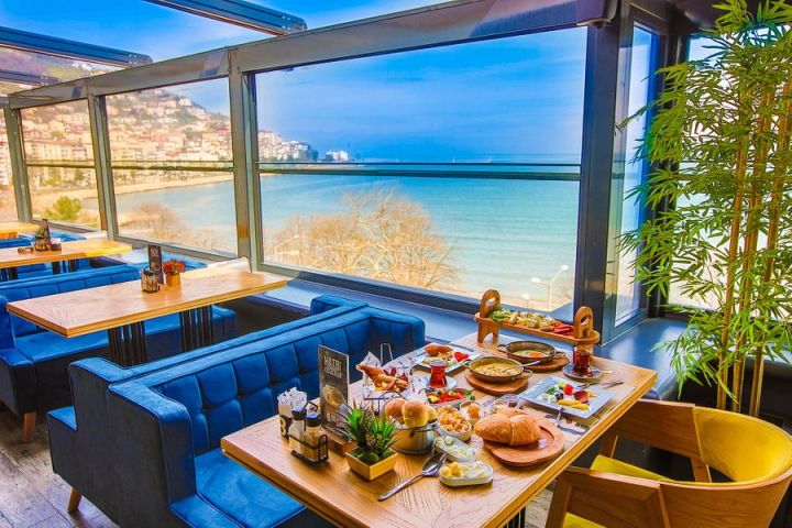 Türkiyədə restoran və otellərdə qiymətlər 25%-dən çox artıb