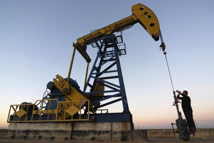Azərbaycanda gündəlik neft hasilatı açıqlandı