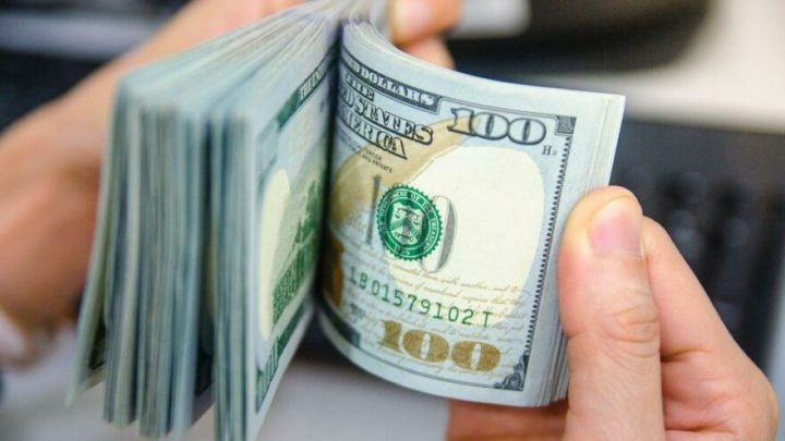 Dollarda bahalaşma davam edə bilər - GÜNƏ BAXIŞ