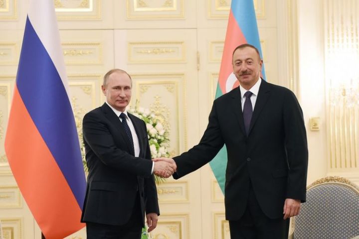 Azərbaycan Prezidenti Putinə zəng edib