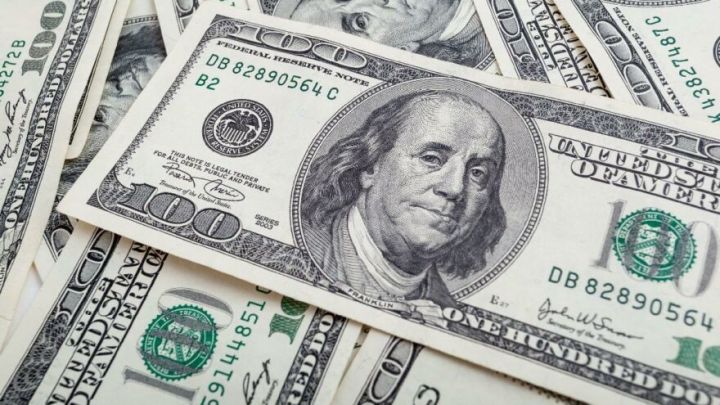 Banklara dollar satıldı - MƏBLƏĞ