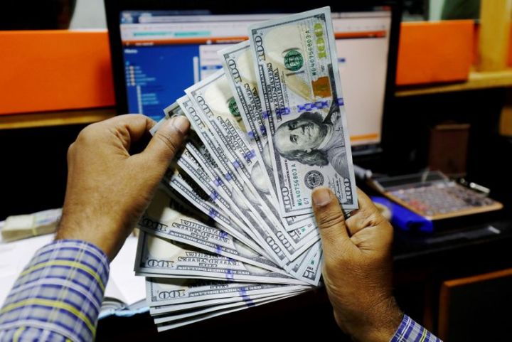 Banklara dollar satıldı - MƏBLƏĞ
