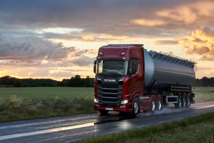“Scania” şirkəti böyük məbləğdə cərimələndi