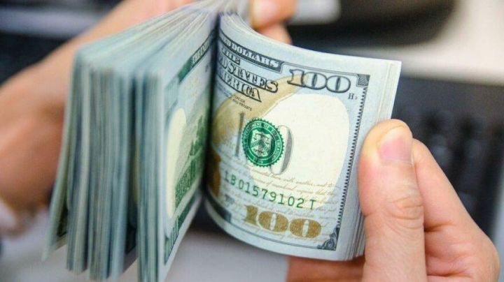 24 Fevral tarixində Dollar/manat məzənnəsi açıqlandı