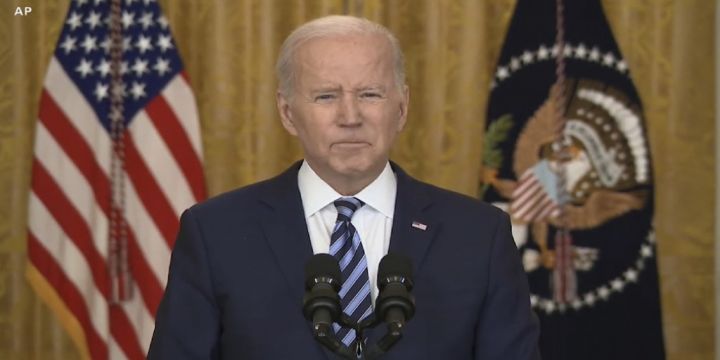 Bayden: ABŞ yanacaq qiymətlərini aşağı salmaq üçün neft ehtiyatlarından istifadə etməyə hazırdır