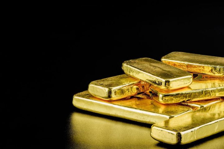 Rusiya dollar və avroya tələbi azaltmaq üçün  qızıla ƏDV-ni ləğv etdi