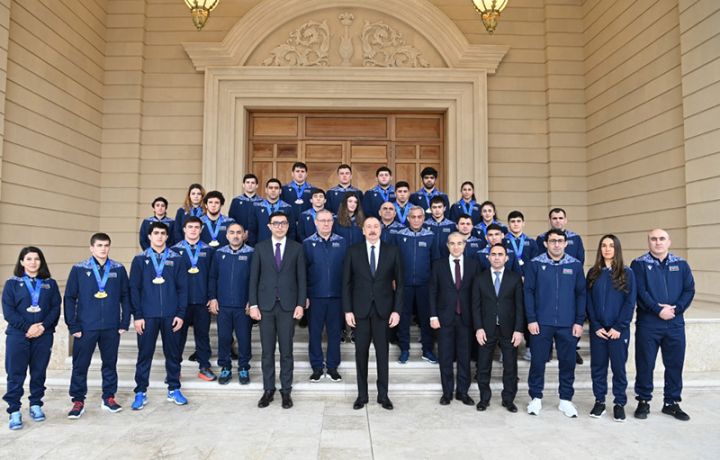 Prezident Avropa çempionatının iştirakçılarını qəbul edib - YENİLƏNİB