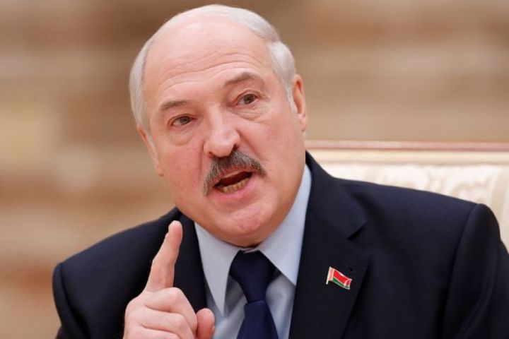 "Zelenski Putinlə müqavilə bağlamasa, təslim aktı imzalamalı olacaq"