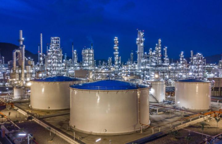 “Saudi Aramco” “Arab Light” markalı neftin rəsmi qiymətini artıra bilər