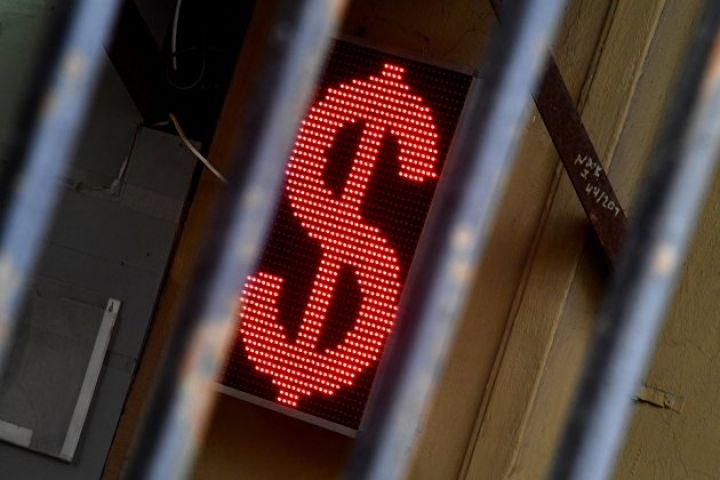 Rusiyada Dollar daha da bahalaşdı