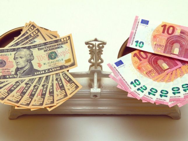 1 avronun qiyməti 1 dollardan aşağı düşdü