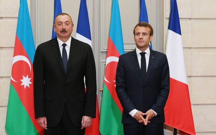 Əliyev Makrona məktub ünvanlayıb