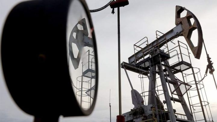 S&P: Azərbaycan oktyabrda “OPEC+” kvotasından 204 min barel geri qalıb