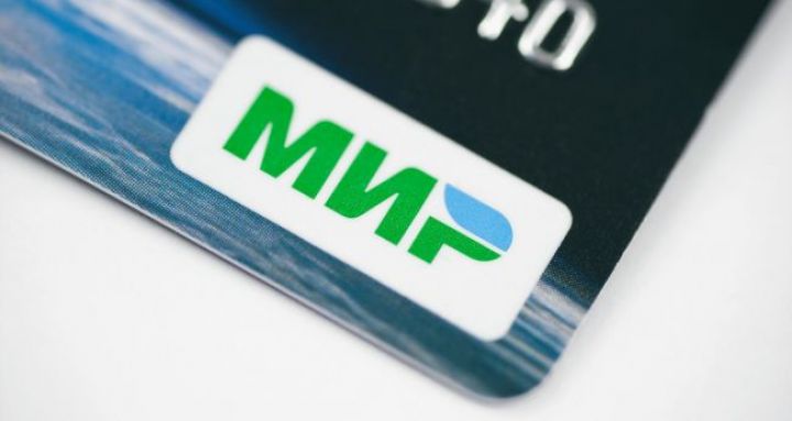Özbəkistan bankları Mir kartlarına xidməti dayandırıb