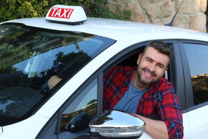 Taksilərin texniki göstəriciləri, daxili və xarici tərtibatına dair tələblər müəyyənləşəcək